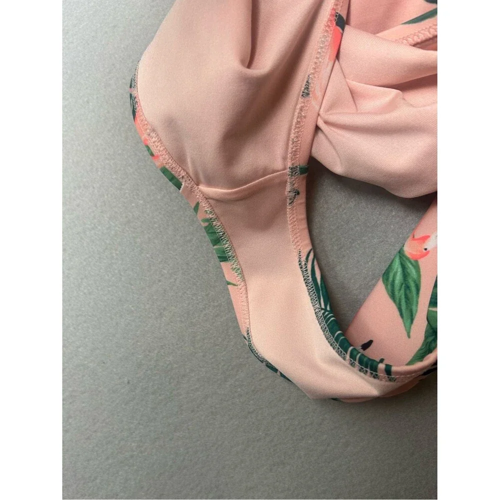 Old Navy Pink Tropical‎ Leaf & Flamingo One-Piece Twist Back Swimsuit XS